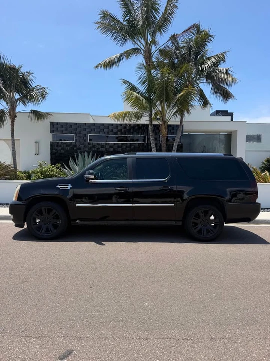 2007 Cadillac Escalade & EXT 3rd Gen - Image 2 of 9
