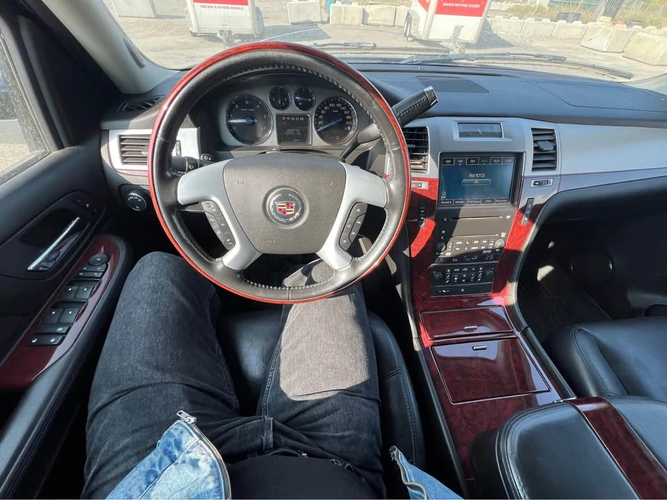 2007 Cadillac Escalade & EXT 3rd Gen - Image 11 of 15