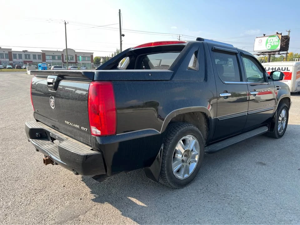 2007 Cadillac Escalade & EXT 3rd Gen - Image 2 of 15