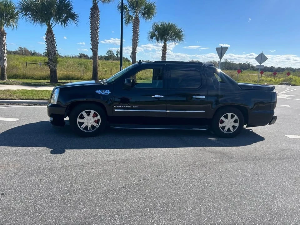 2007 Cadillac Escalade & EXT 3rd Gen - Image 5 of 19