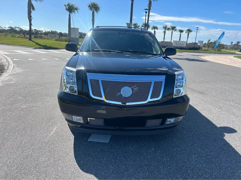 2007 Cadillac Escalade & EXT 3rd Gen - Image 2 of 19