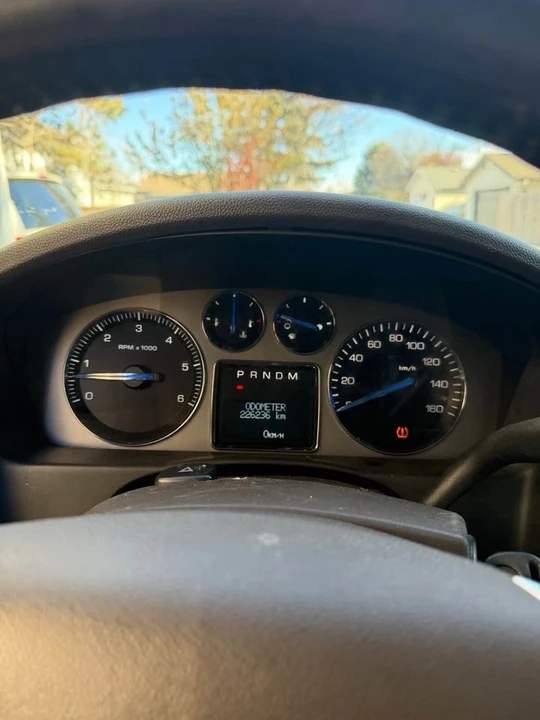 2007 Cadillac Escalade & EXT 3rd Gen - Image 9 of 9