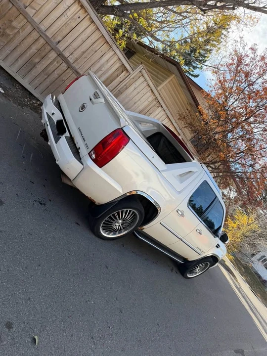 2007 Cadillac Escalade & EXT 3rd Gen - Image 3 of 9