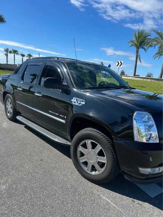 2007 Cadillac Escalade & EXT 3rd Gen - Image 7 of 19