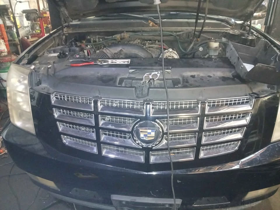 2007 Cadillac Escalade & EXT 3rd Gen - Image 3 of 9