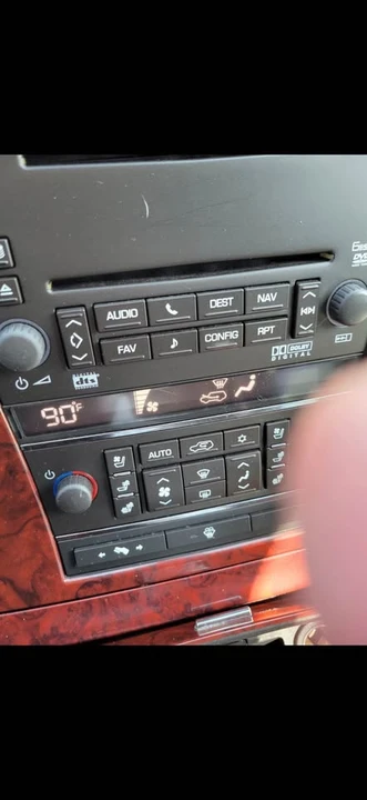 2007 Cadillac Escalade & EXT 3rd Gen - Image 11 of 13