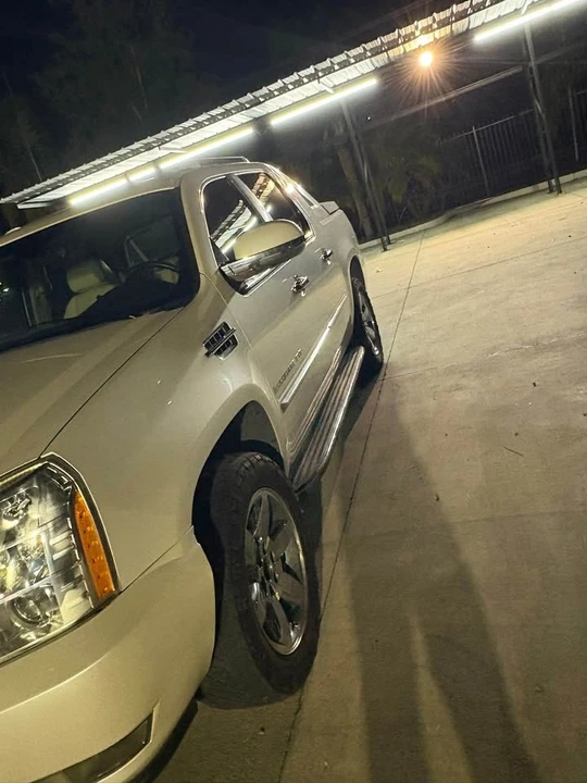 2007 Cadillac Escalade & EXT 3rd Gen - Image 7 of 9