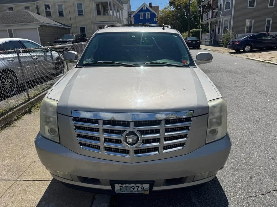2007 Cadillac Escalade & EXT 3rd Gen - Image 15 of 15