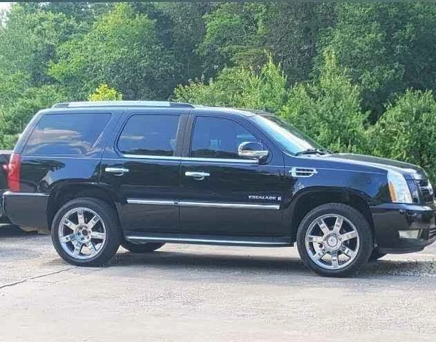 2007 Cadillac Escalade & EXT 3rd Gen - Image 3 of 3