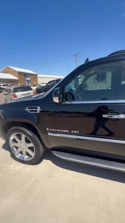 2007 Cadillac Escalade & EXT 3rd Gen - Image 19 of 19