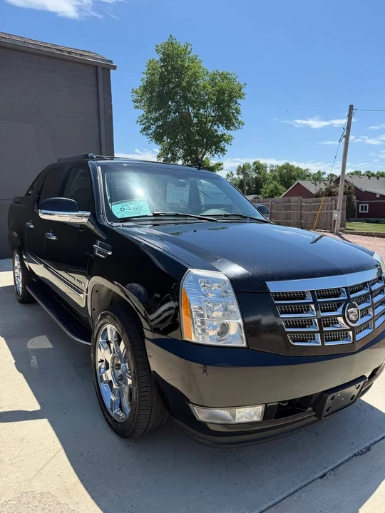 2007 Cadillac Escalade & EXT 3rd Gen - Image 4 of 19