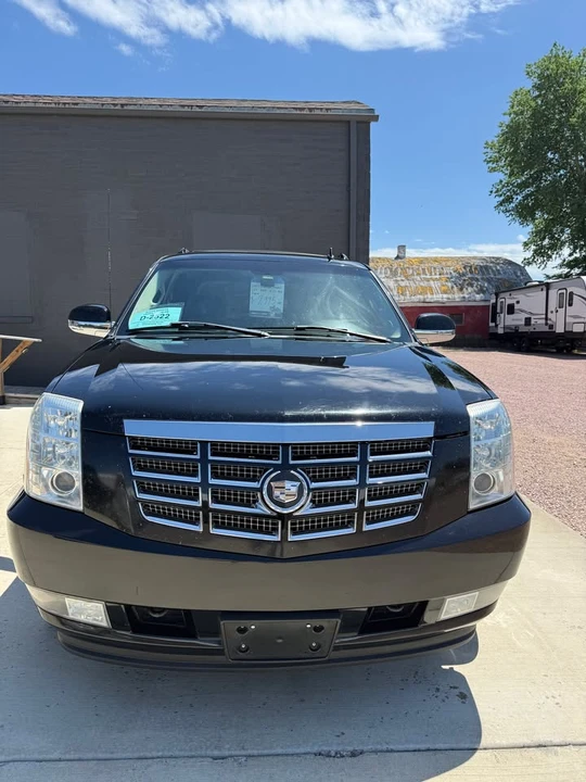 2007 Cadillac Escalade & EXT 3rd Gen - Image 3 of 19