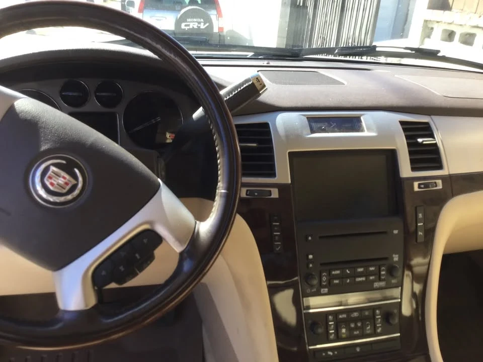 2007 Cadillac Escalade & EXT 3rd Gen - Image 5 of 11