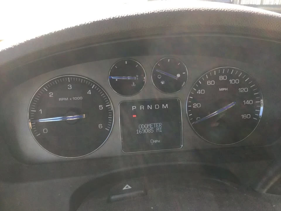 2007 Cadillac Escalade & EXT 3rd Gen - Image 2 of 11