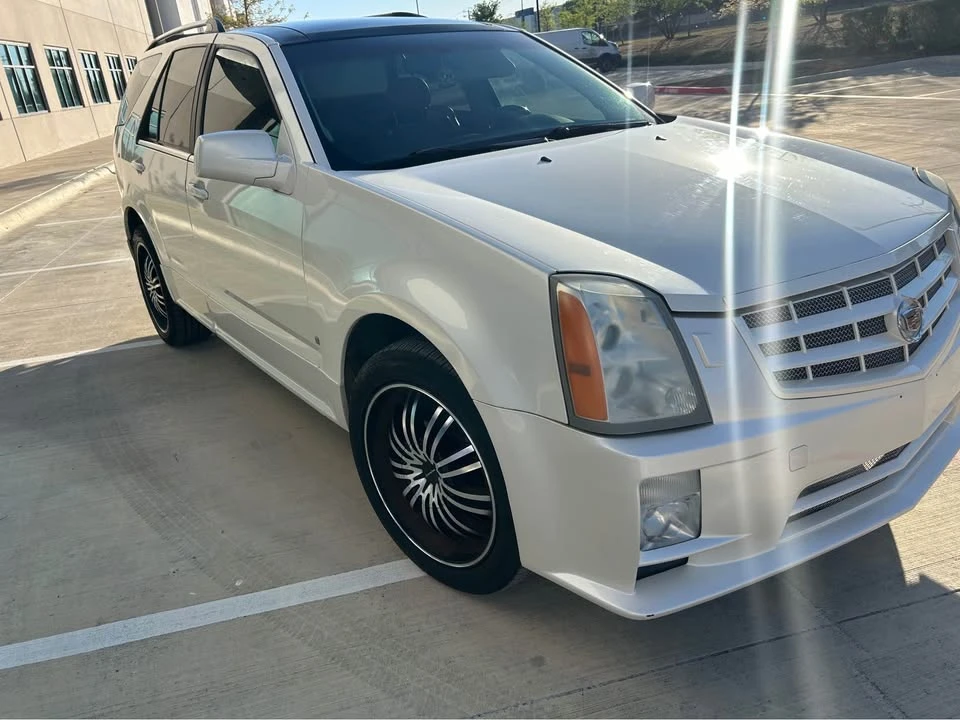 2007 Cadillac SRX - Image 2 of 16