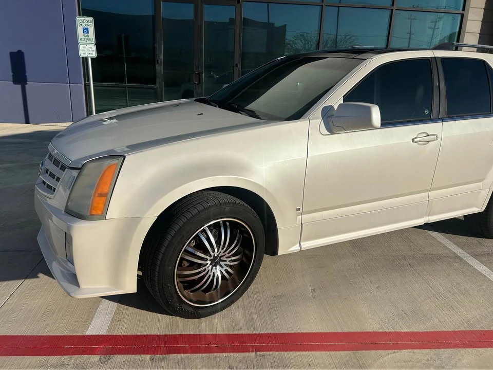 2007 Cadillac SRX - Image 7 of 16
