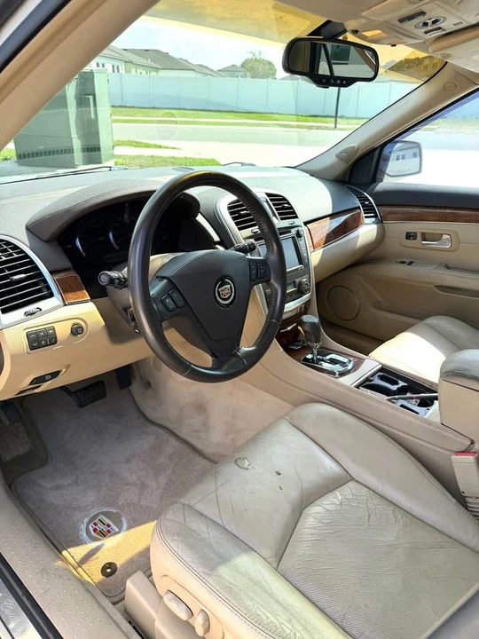 2007 Cadillac SRX - Image 6 of 13