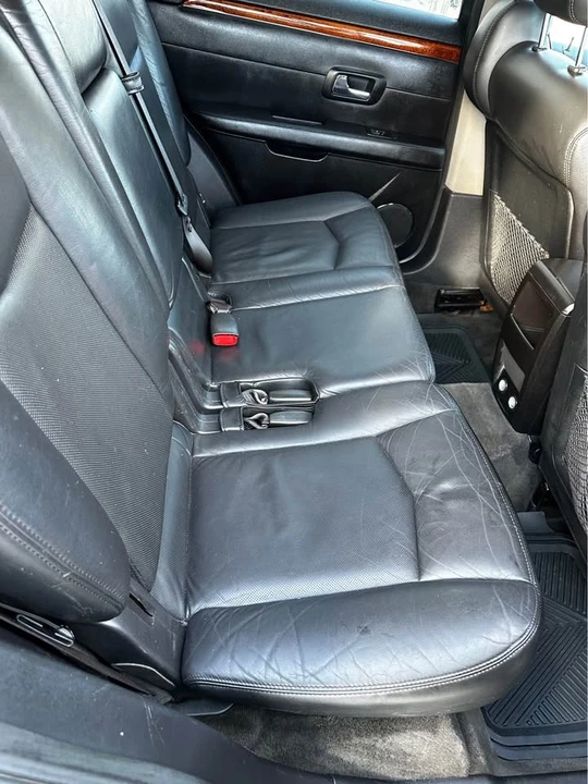 2007 Cadillac SRX - Image 8 of 13