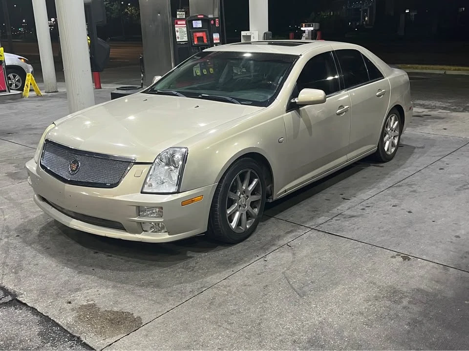 2007 Cadillac STS - Image 11 of 12