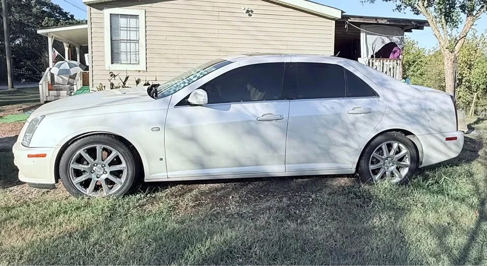 2007 Cadillac STS - Image 2 of 8