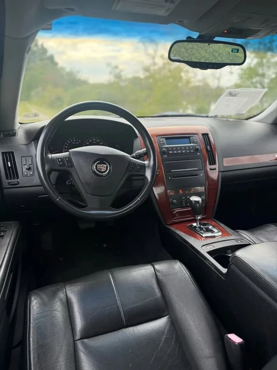 2007 Cadillac STS - Image 8 of 14