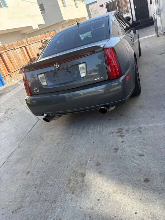 2007 Cadillac STS - Image 2 of 3