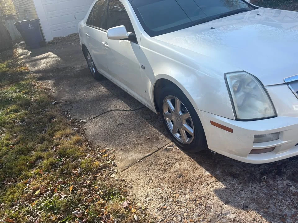 2007 Cadillac STS - Image 2 of 4