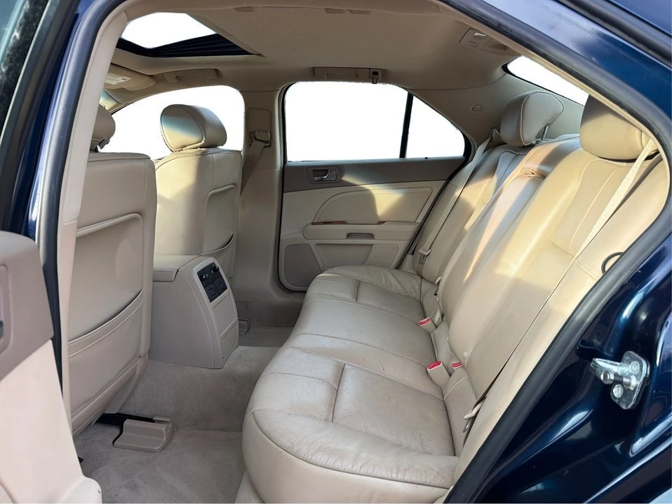 2007 Cadillac STS - Image 9 of 19