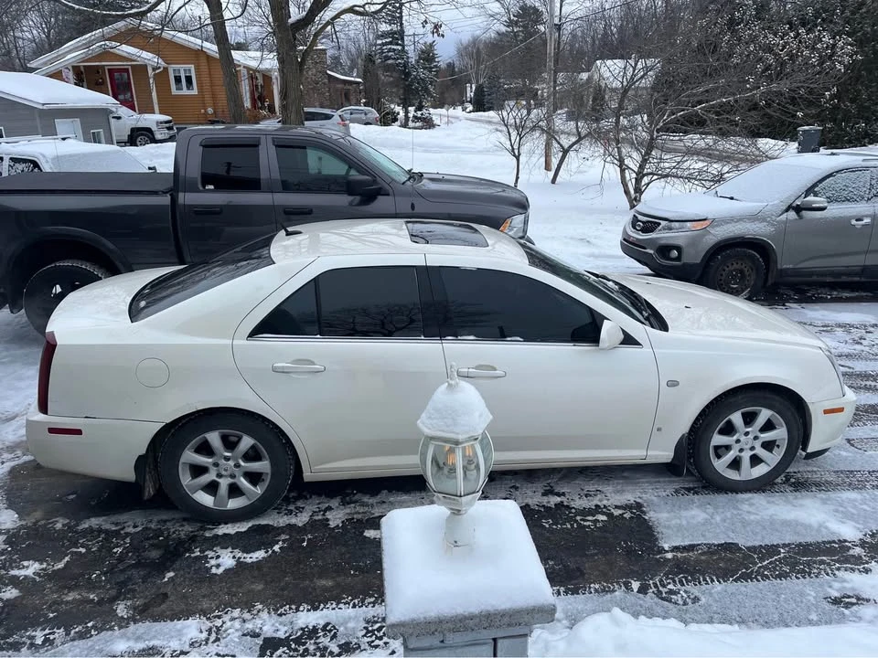 2007 Cadillac STS - Image 4 of 12