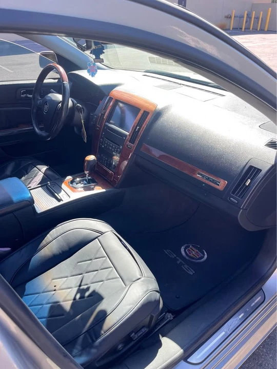 2007 Cadillac STS - Image 5 of 7