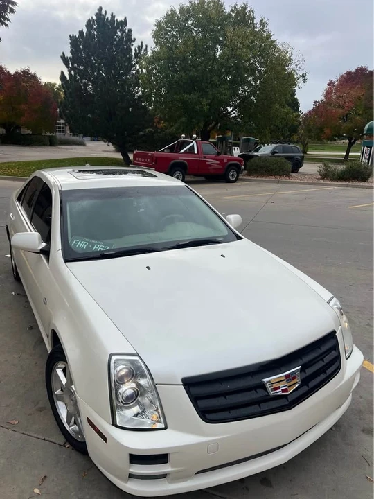 2007 Cadillac STS - Image 2 of 9