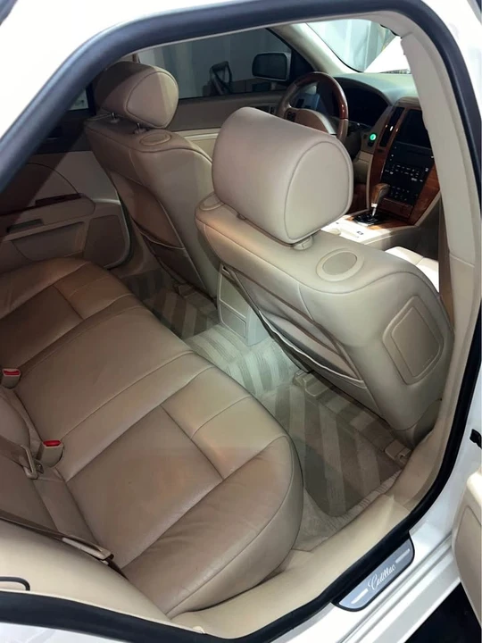 2007 Cadillac STS - Image 7 of 9