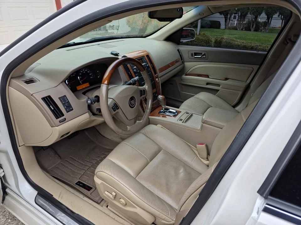 2007 Cadillac STS - Image 4 of 9