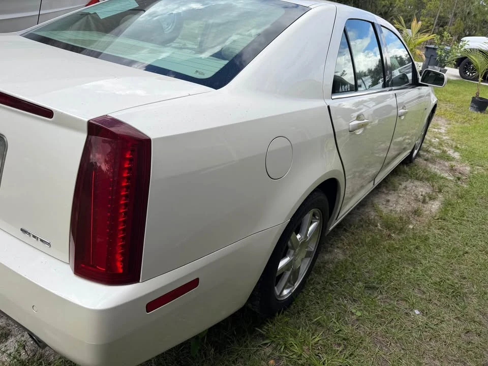 2007 Cadillac STS - Image 3 of 8