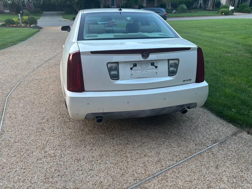2007 Cadillac STS - Image 3 of 8