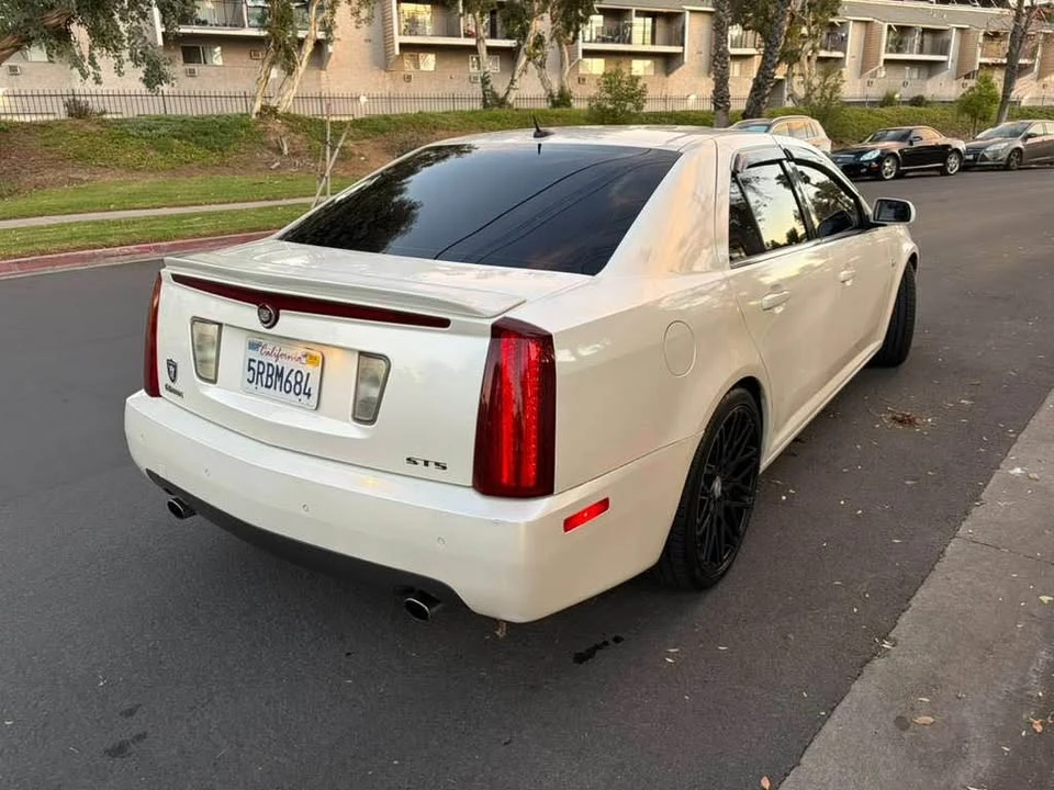 2007 Cadillac STS - Image 4 of 10