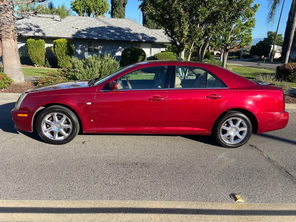 2007 Cadillac STS - Image 2 of 11