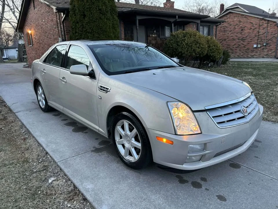 2007 Cadillac STS - Image 2 of 12