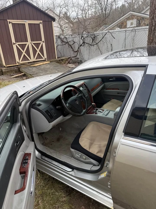 2007 Cadillac STS - Image 9 of 14