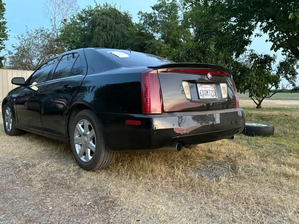 2007 Cadillac STS - Image 2 of 8