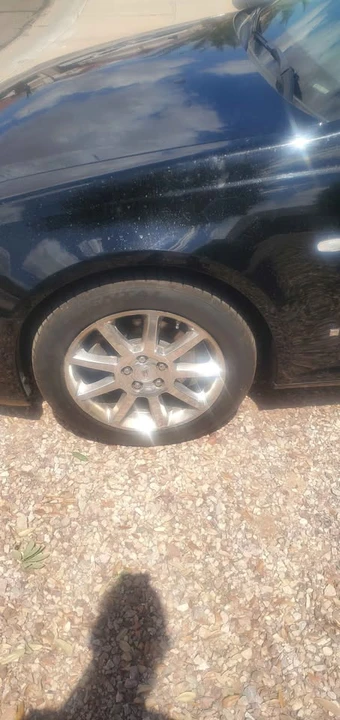 2007 Cadillac STS - Image 2 of 4