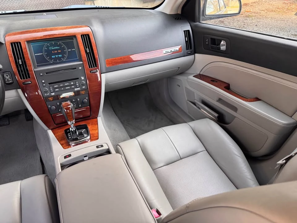 2007 Cadillac STS - Image 12 of 20