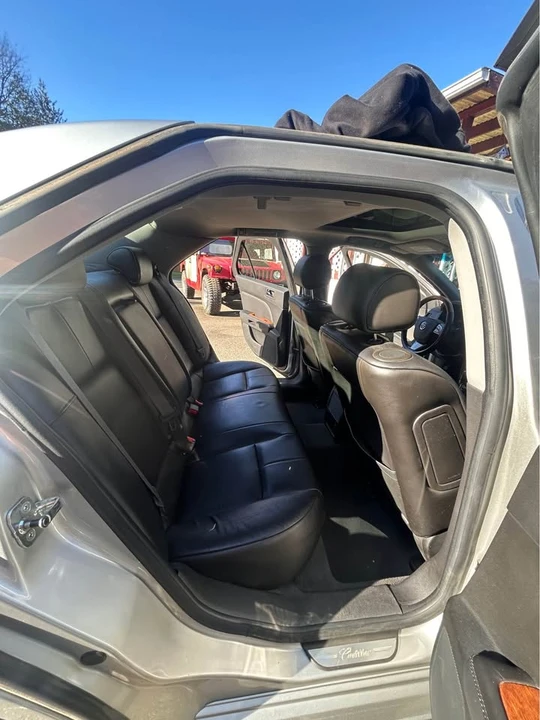 2007 Cadillac STS - Image 12 of 14