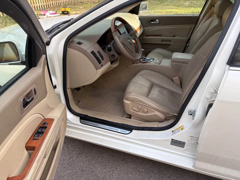 2007 Cadillac STS - Image 6 of 15