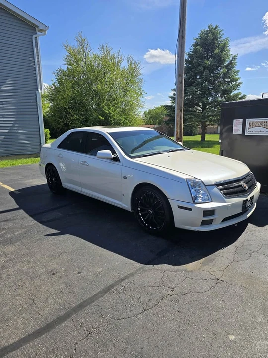 2007 Cadillac STS - Image 14 of 17