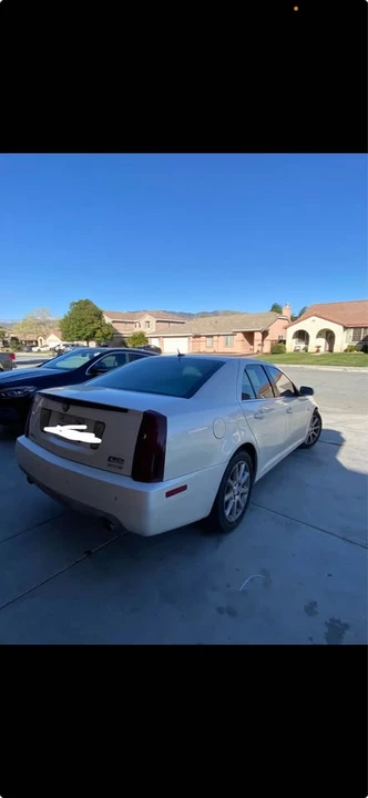 2007 Cadillac STS - Image 2 of 8