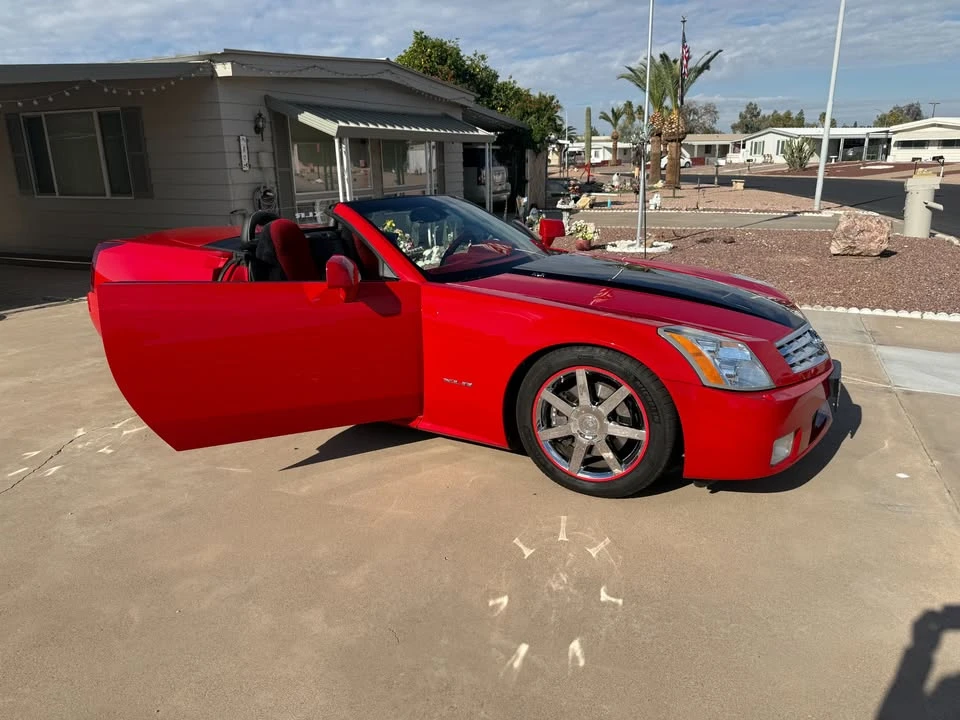 2007 Cadillac XLR - Image 5 of 10