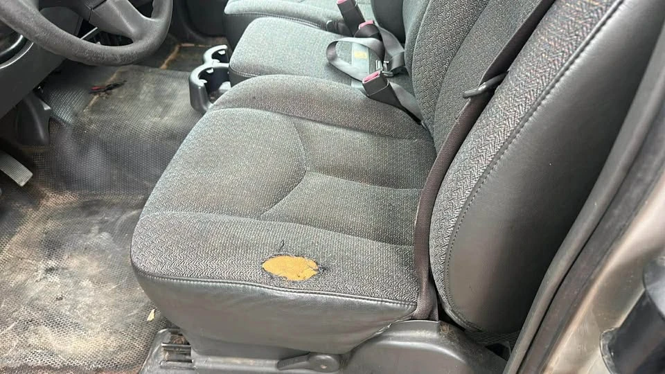 2007 Chevrolet Silverado - Image 2 of 3