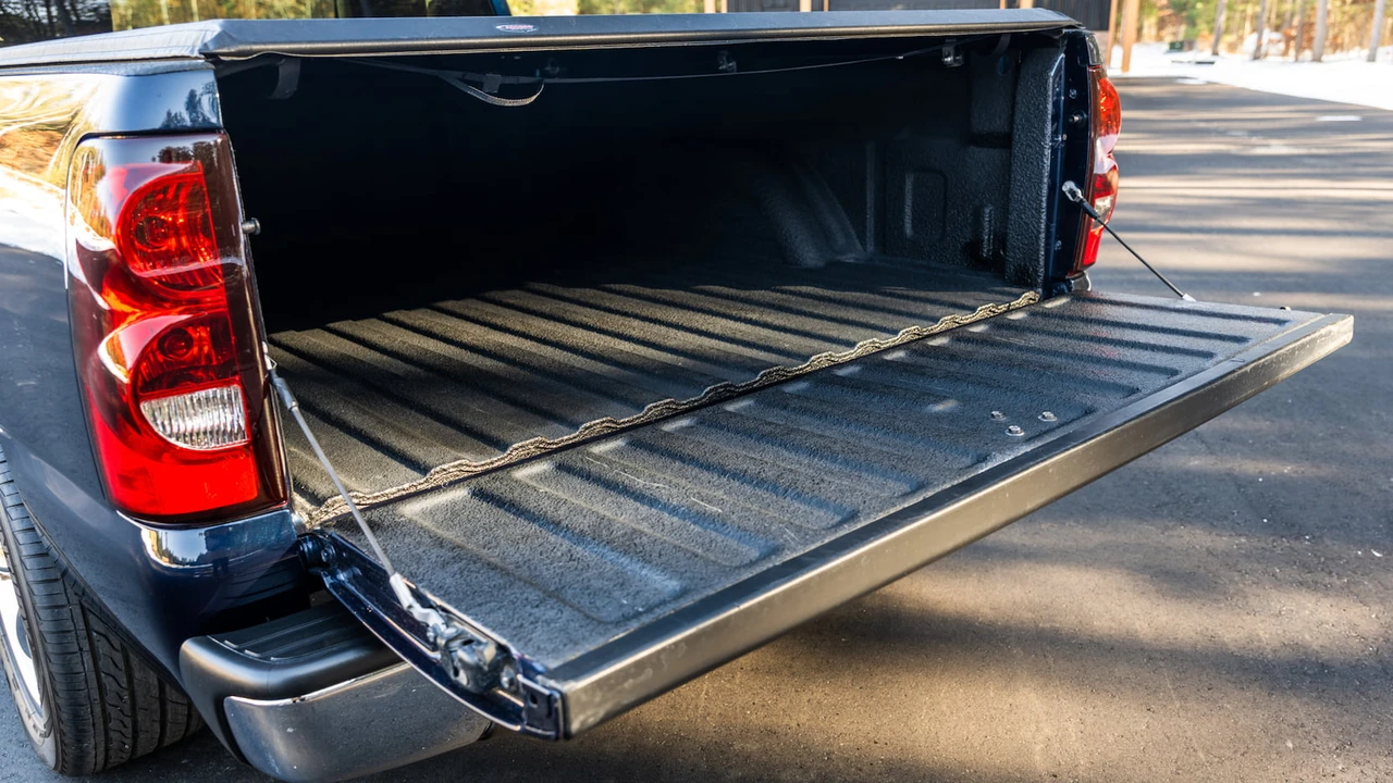 2007 Chevrolet Silverado - Image 11 of 30