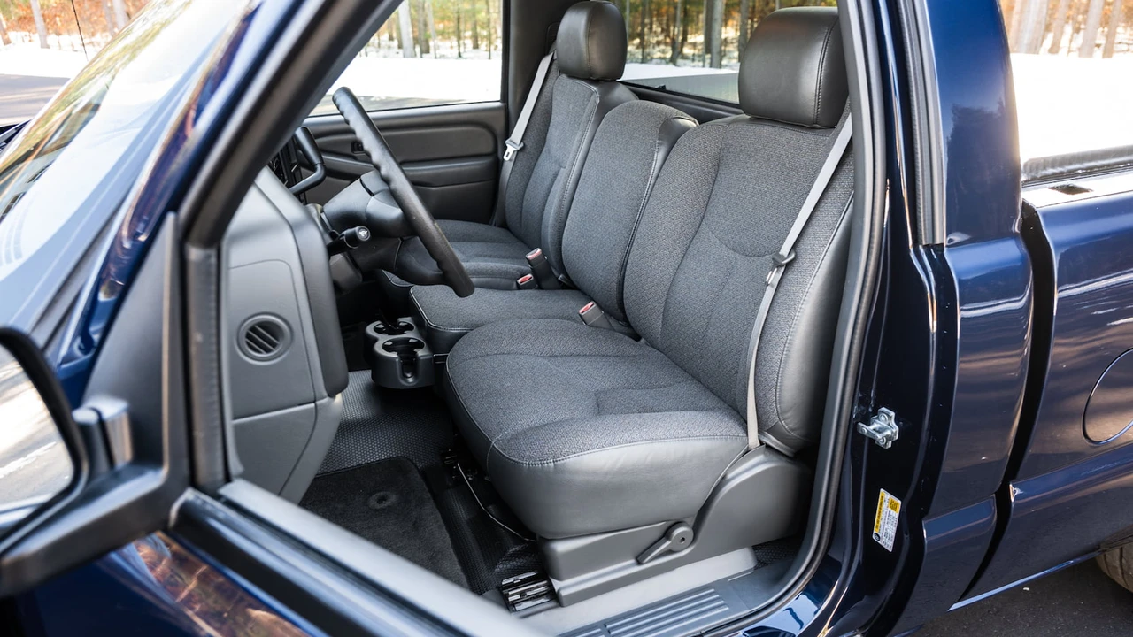 2007 Chevrolet Silverado - Image 22 of 30